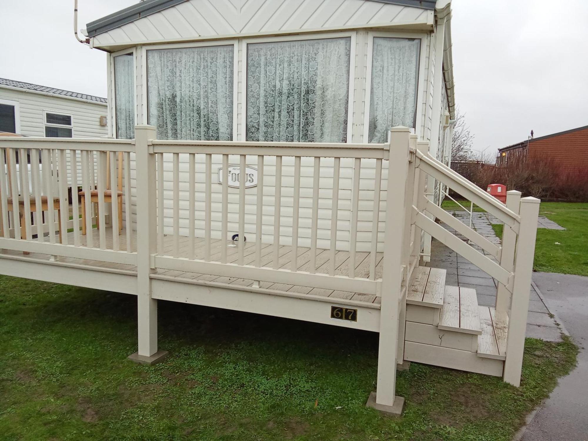 Cozy Camber Caravan 3 Bedroom Retreat With Decking Rye Exterior photo